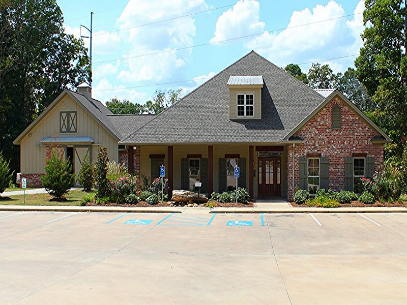 Melton Veterinary Hospital in Bastrop, LA